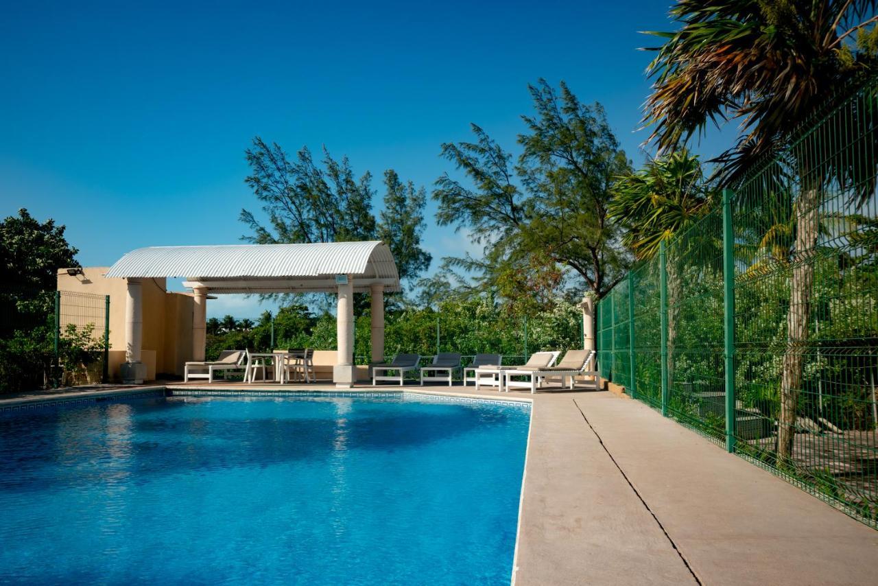 Newly Renovated ! Villa Laguna Cancun Bagian luar foto
